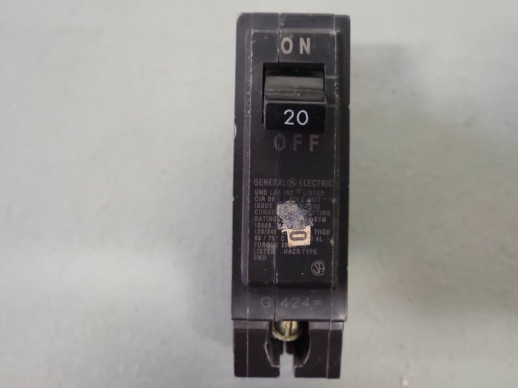GENERAL ELECTRIC 20 Amp, 1 Pole, 120/240 volts Circuit Breaker THQB120
