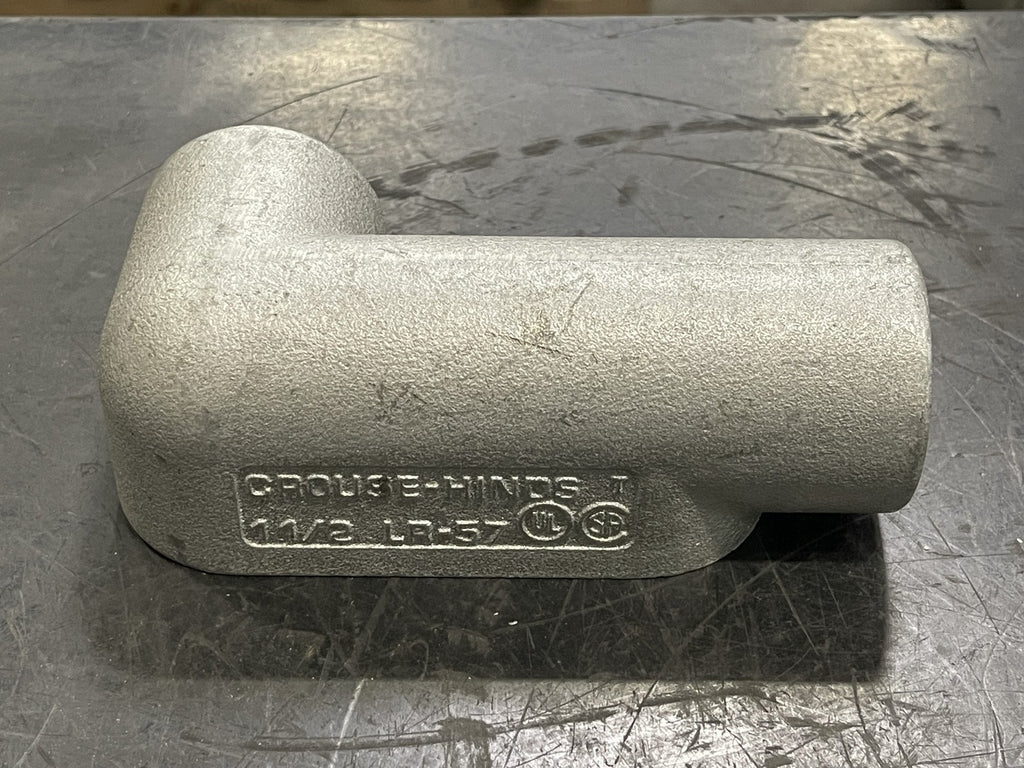 CROUSE-HINDS 1-1/2" Conduit Outlet Body LR-57