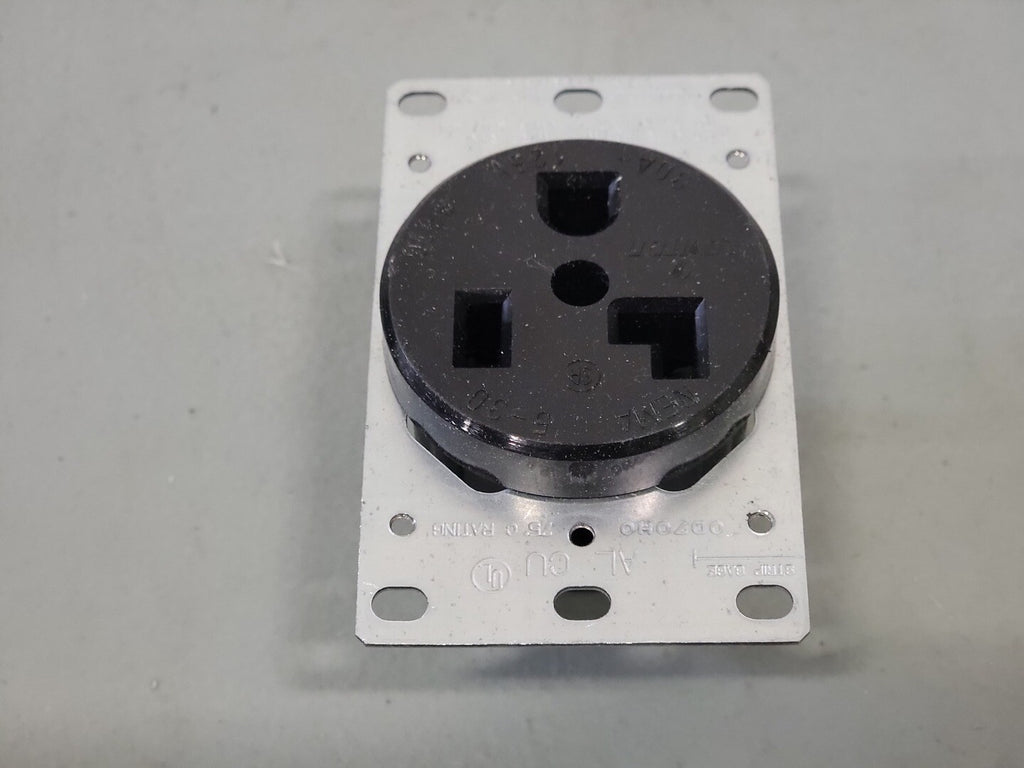 LEVITON 30A 125V Power Outlet Receptacle 5371