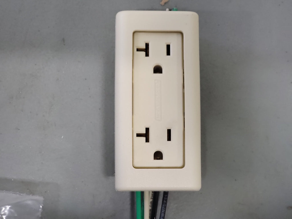 WIREMOLD 20A 125V Duplex Receptacle w/ Pigtail V2427GT (Box of 5)