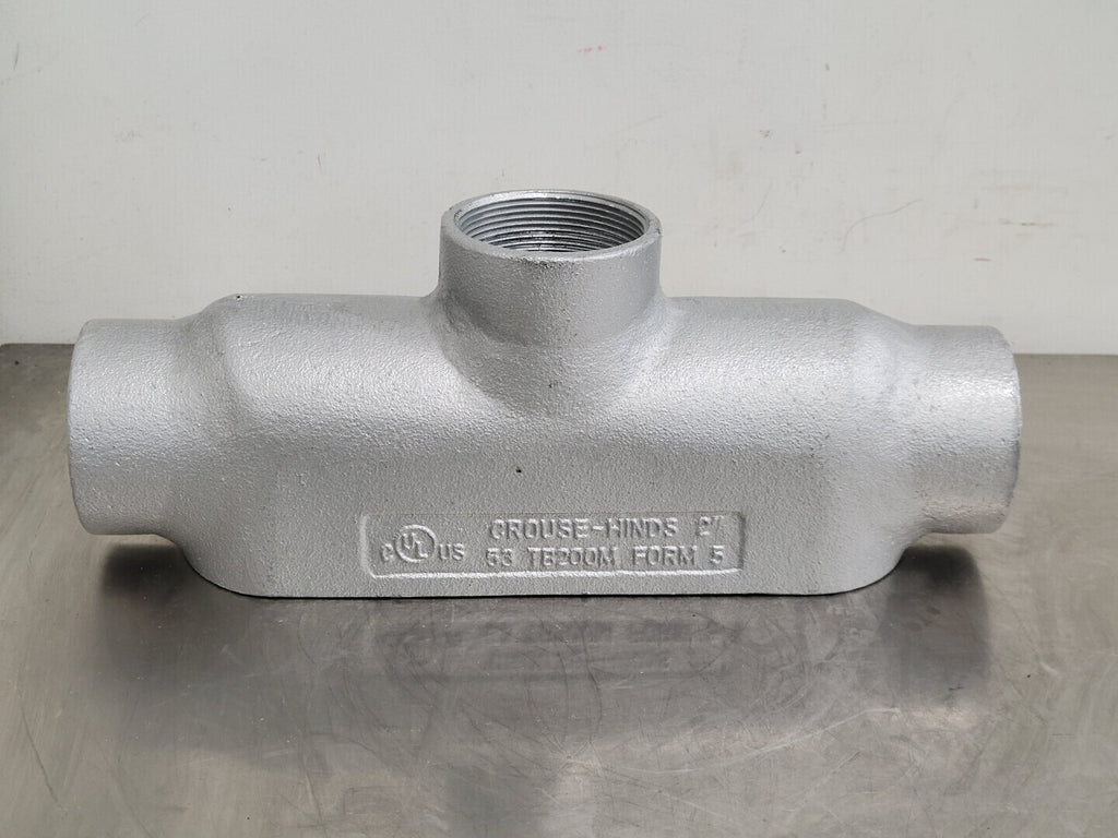CROUSE-HINDS 2" Conduit Outlet Body TB200M