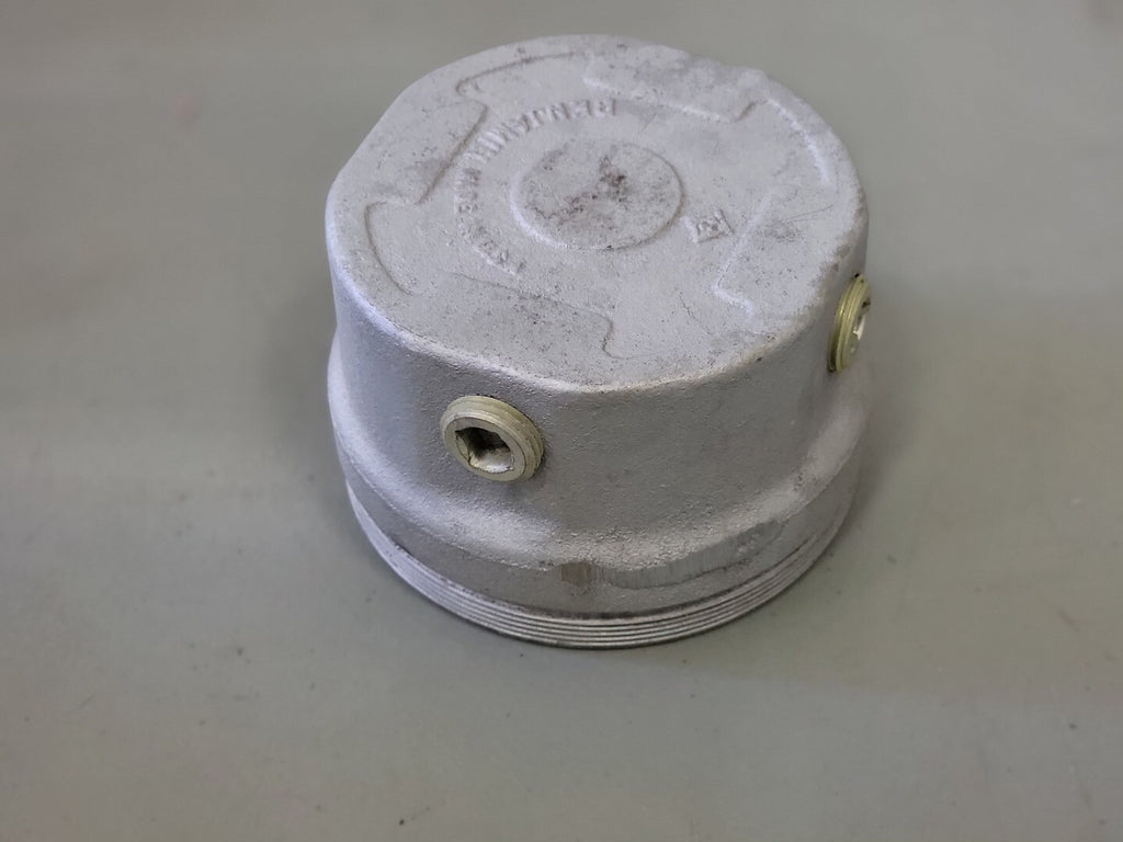 BENJAMIN Lighting Vapolet Ceiling Body 7014-X, 150-200 Watts Lamp