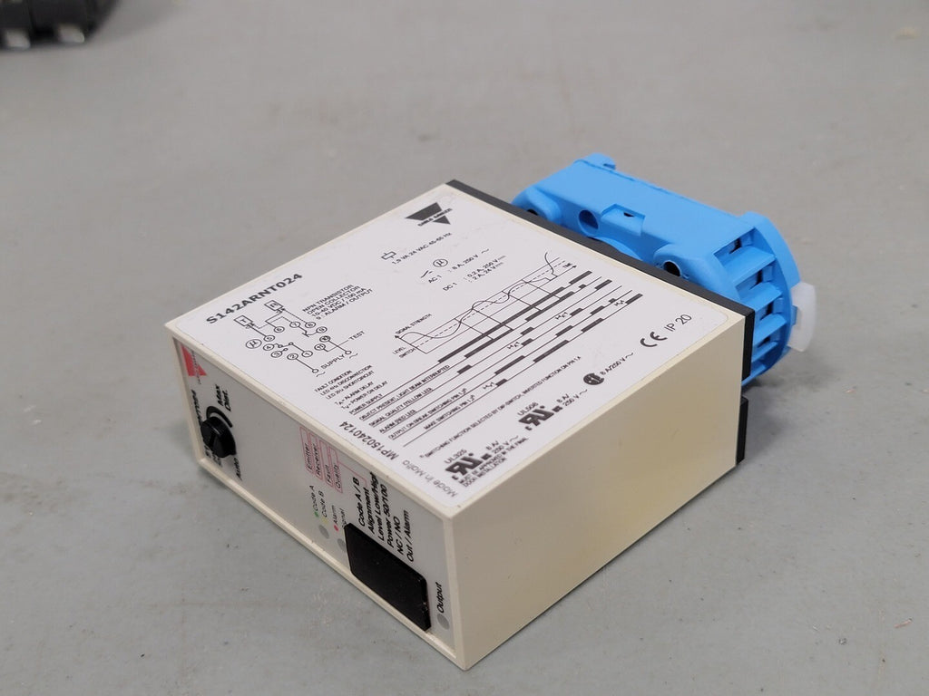 CARLO GAVAZZI Photoelectric Amplifier Sensor S142ARNT024