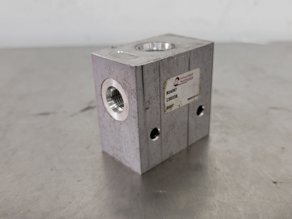 INTEGRATED HYDRAULICS Hydraulic Valve Body B24257, Aluminum