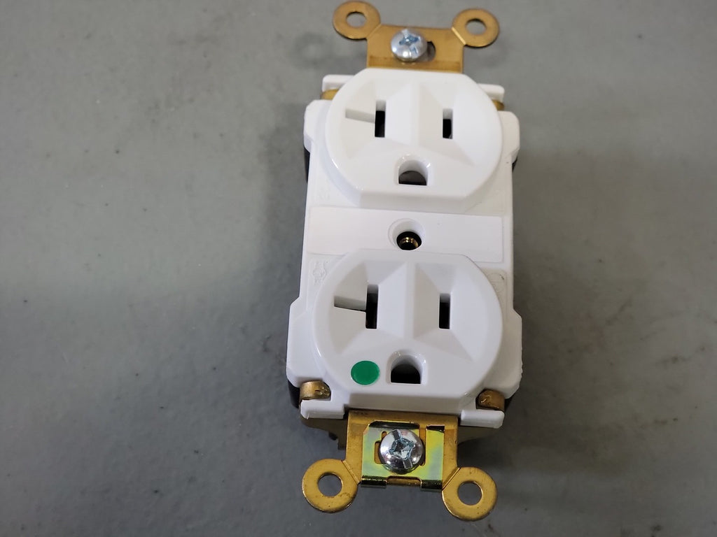 PASS & SEYMOUR 20A 125V PlugTail Duplex Receptacle PT8300-W (Box of 10)