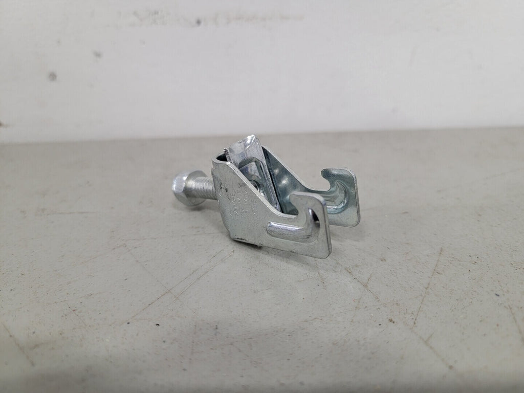 THOMAS & BETTS 1/4" Cobra Pipe Clamp CPC025 (Box of 95)
