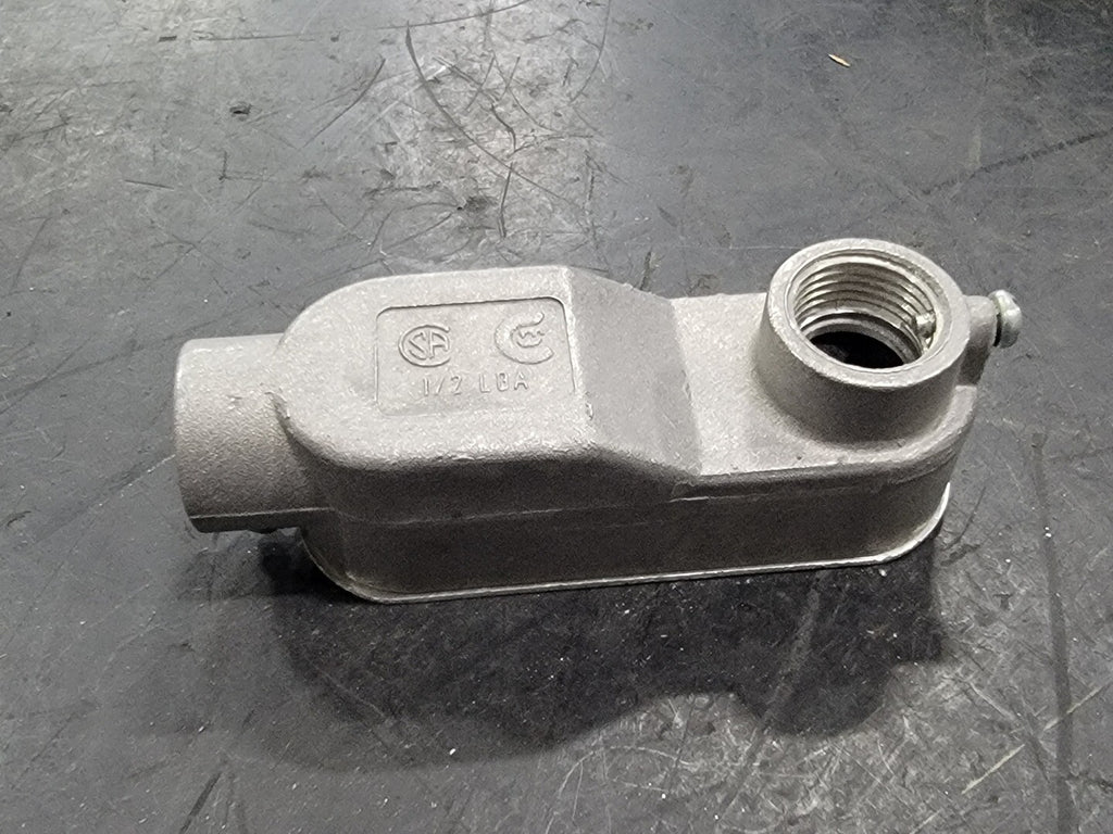 THOMAS & BETTS 1/2" Conduit Body Type LBA