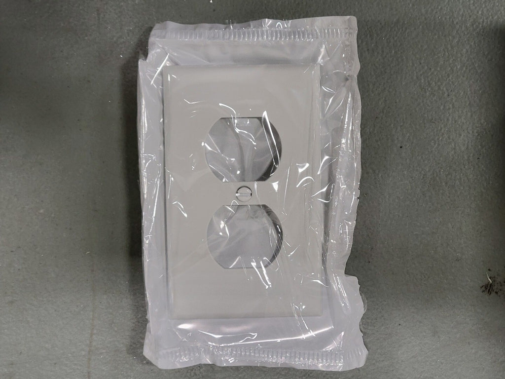 LEVITON White Standard Thermoplastic Wall Plate 80703-W (Box of 20)