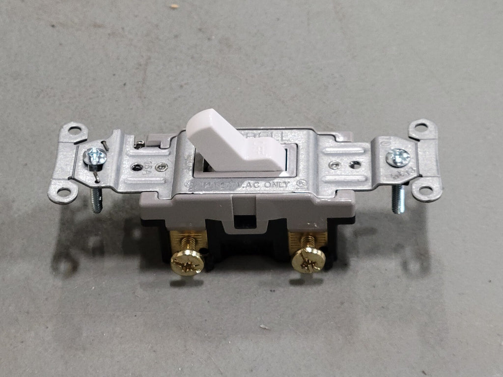 HUBBELL Single Pole Switch, 15A, 120/277 VAC, CS115W, (Box of 8 pcs)