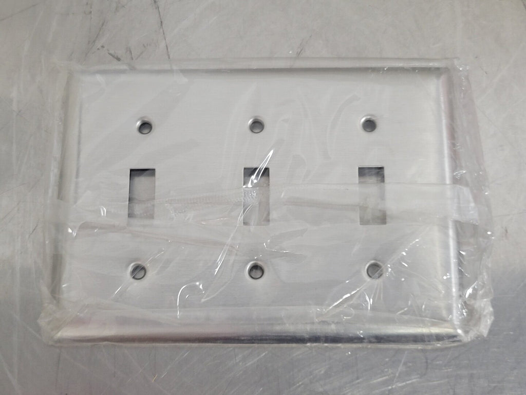 PASS & SEYMOUR 3 Gang Toggle Switch Metal Wall Plate SL3 (Box of 15)