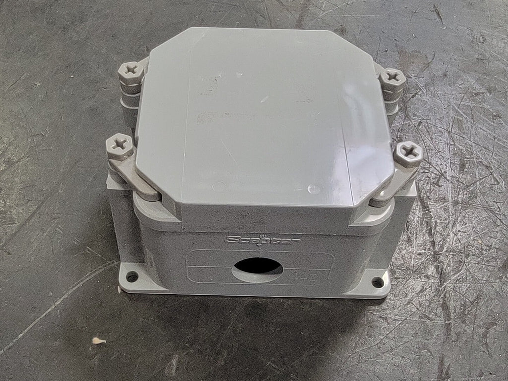 SCEPTER 220W, 2A, 120V Light Junction Box (Box of 8)