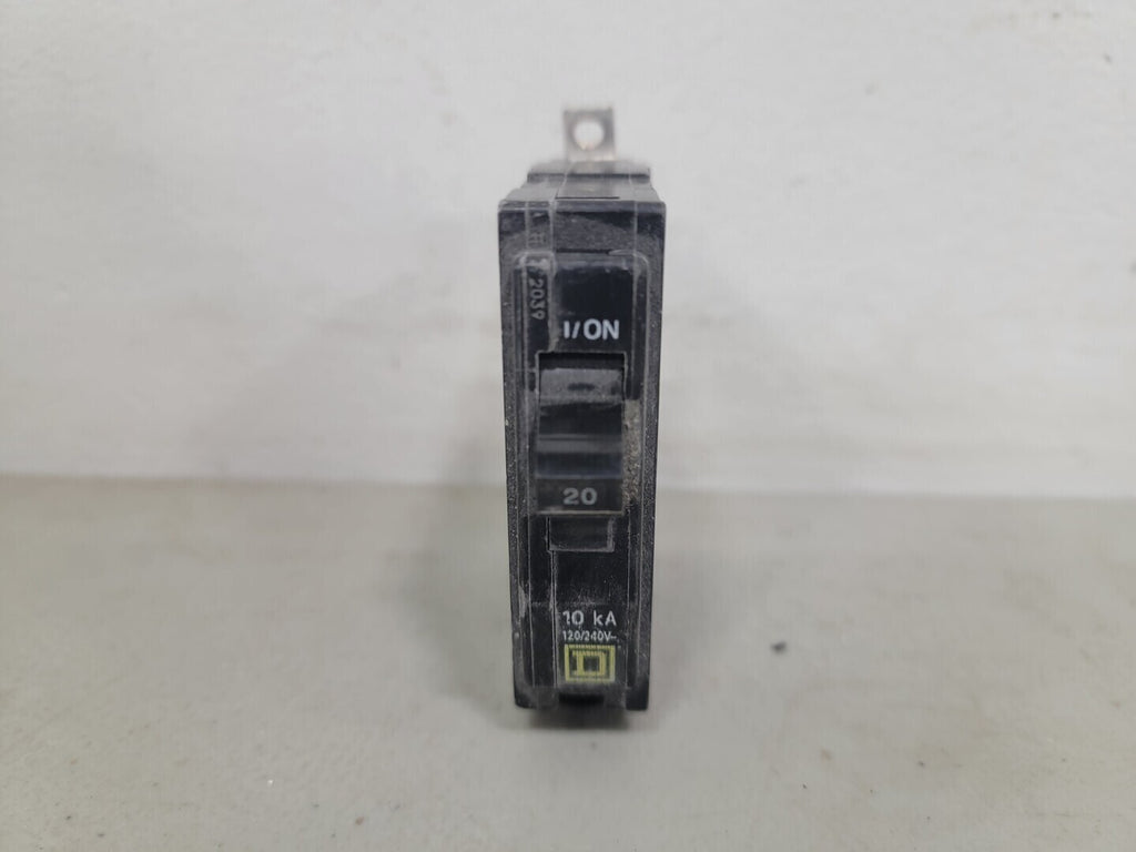 SQUARE D 20 Amp, 1 Pole, 120/240 volts Circuit Breaker QOB120
