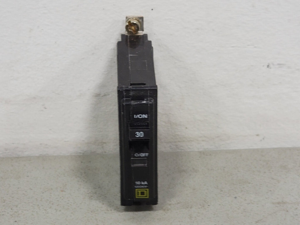 SQUARE D 30 Amp, 1 Pole, 120/240 volts Circuit Breaker QOB130