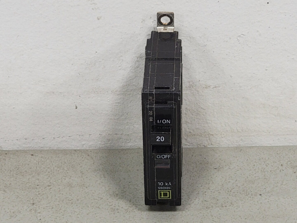 SQUARE D 20 Amp, 1 Pole, 120/240 volts Circuit Breaker QOB120
