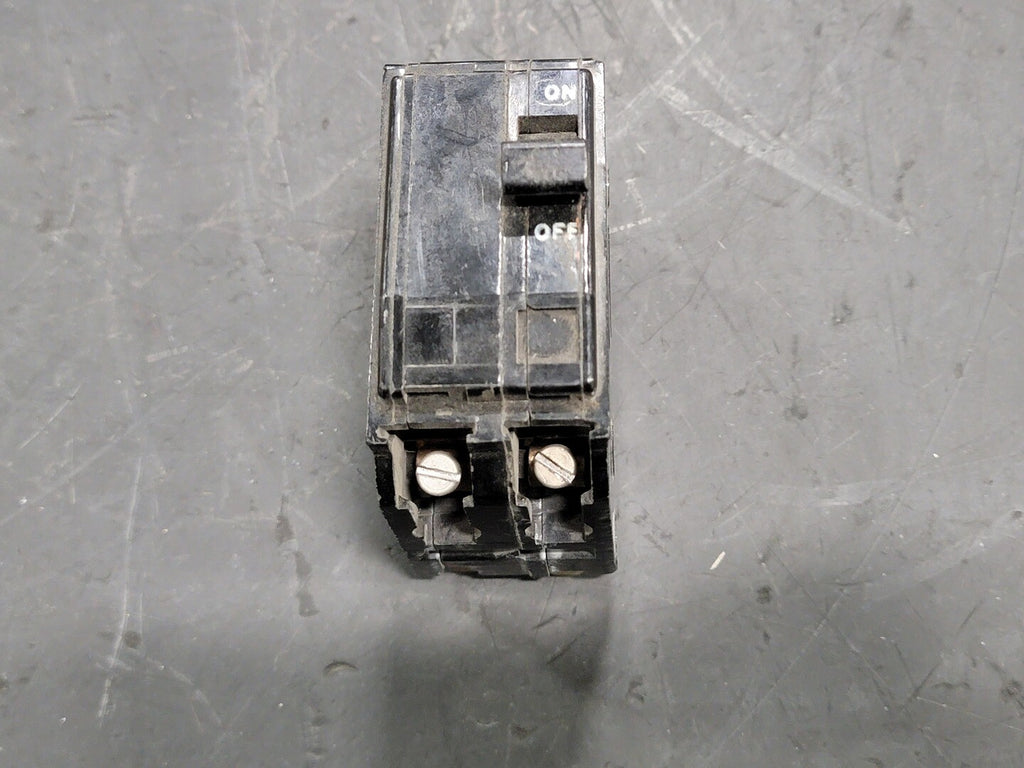 SQUARE D 20 Amp, 2 Pole, 120/240 volts Circuit Breaker QOB220