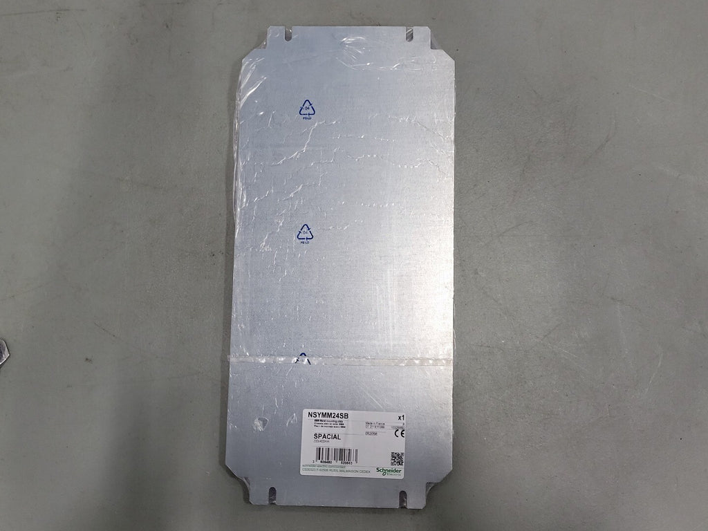 SCHNEIDER ELECTRIC Spacial SBM Metal Mounting Plate NSYMM24SB, 200x400mm (Box of 12) 