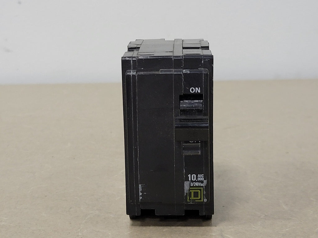 SQUARE D 20 Amp, 2 Pole, 120/240 volts Circuit Breaker QO220