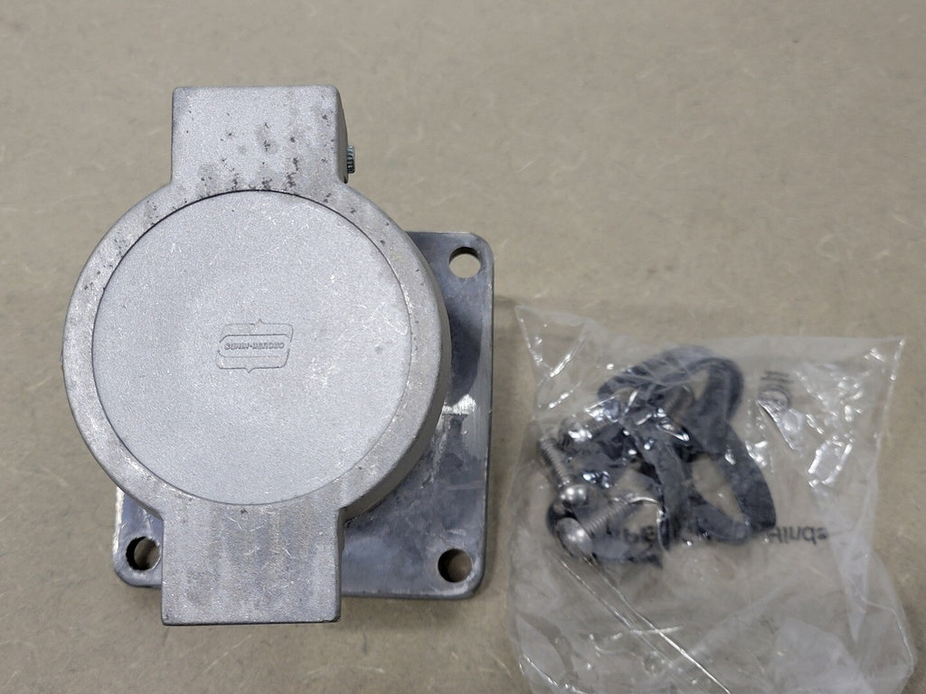 CROUSE-HINDS Model M4 Receptacle AR631 Type 3R, 60 Amp
