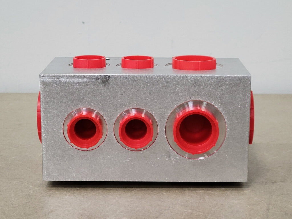 AIR-WAY CANADA Scrap - 3 Bank Manifold Block #8, #12, #16 ORB Ports FDS-120, 2011F03-06589-01