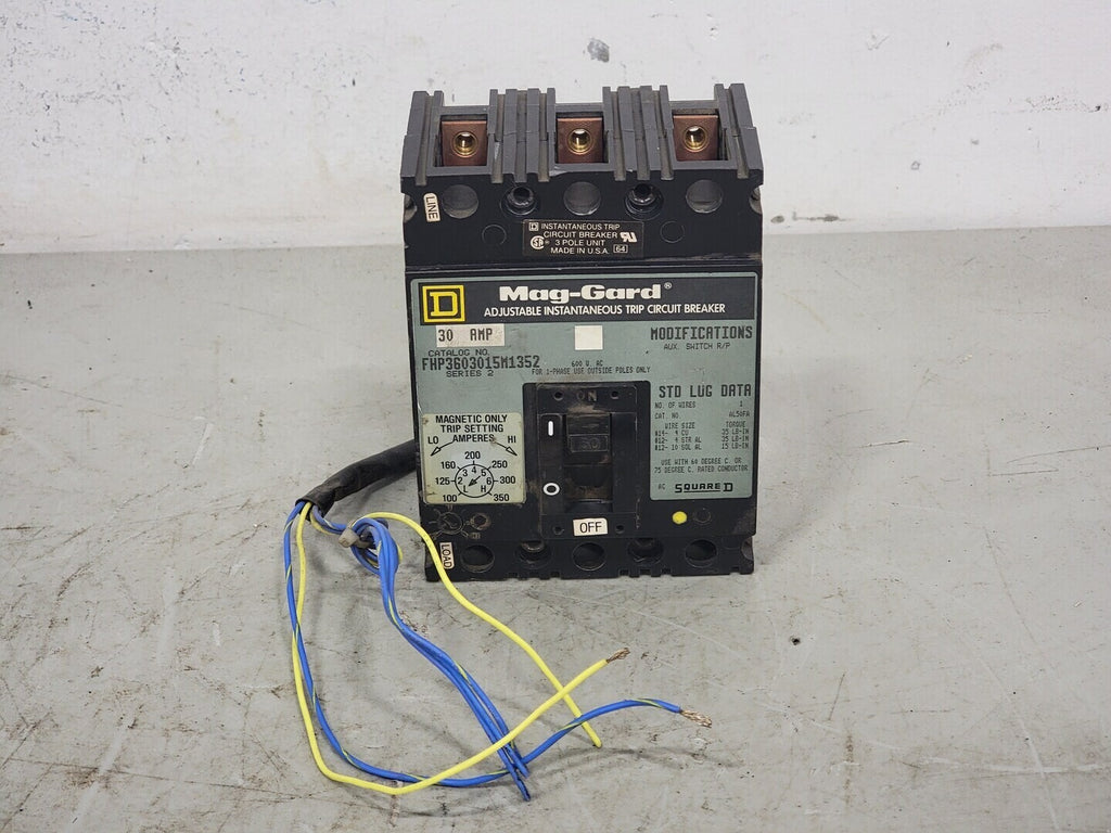 SQUARE D 30 Amp, 3 Pole, 600 volts Circuit Breaker FHP3603015M1352