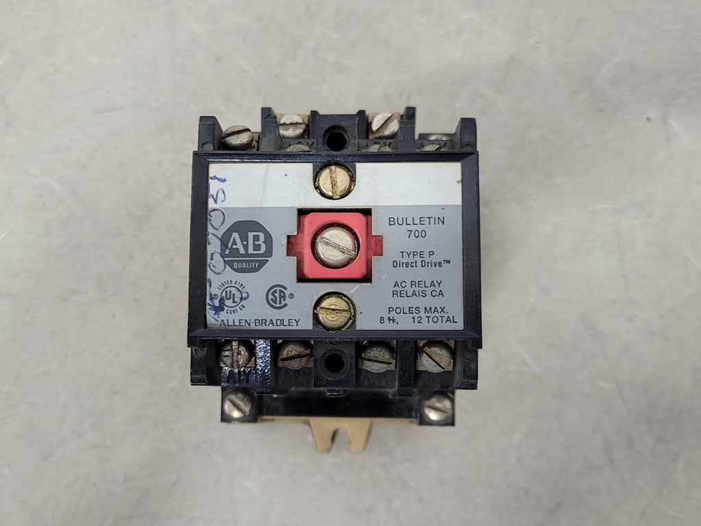 ALLEN-BRADLEY 10 Amp Control Relay 700-P400A1