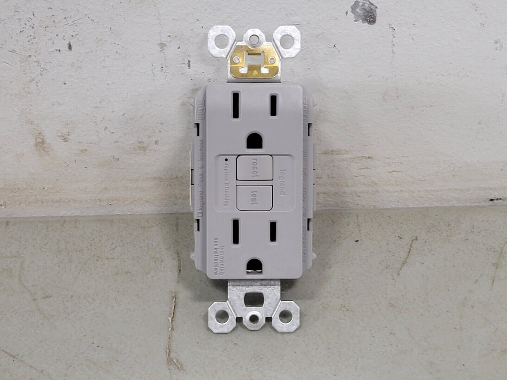 LEGRAND 15A, 125V Self-Test GFCI Duplex Receptacle PT1597-GRY