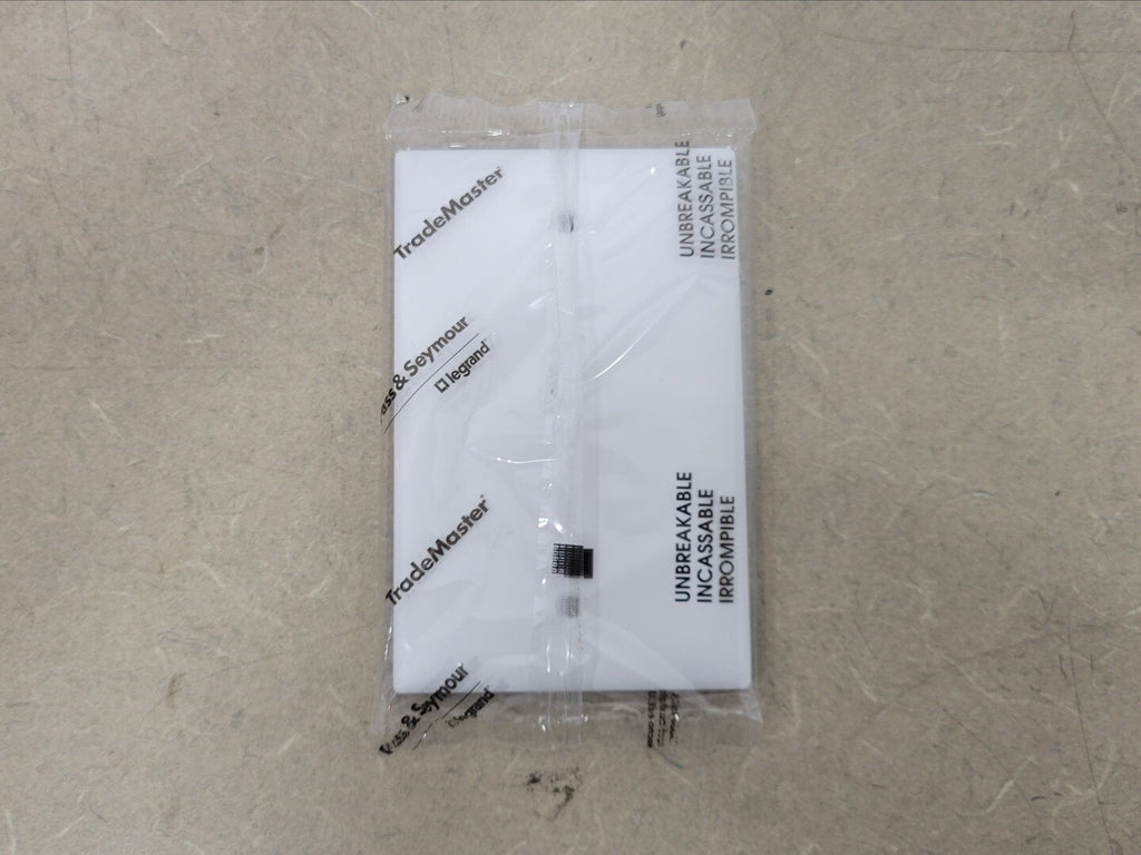 PASS & SEYMOUR Trademaster Wall Plate 1-Gang Blank Box Mount TP13-W (Box of 20)