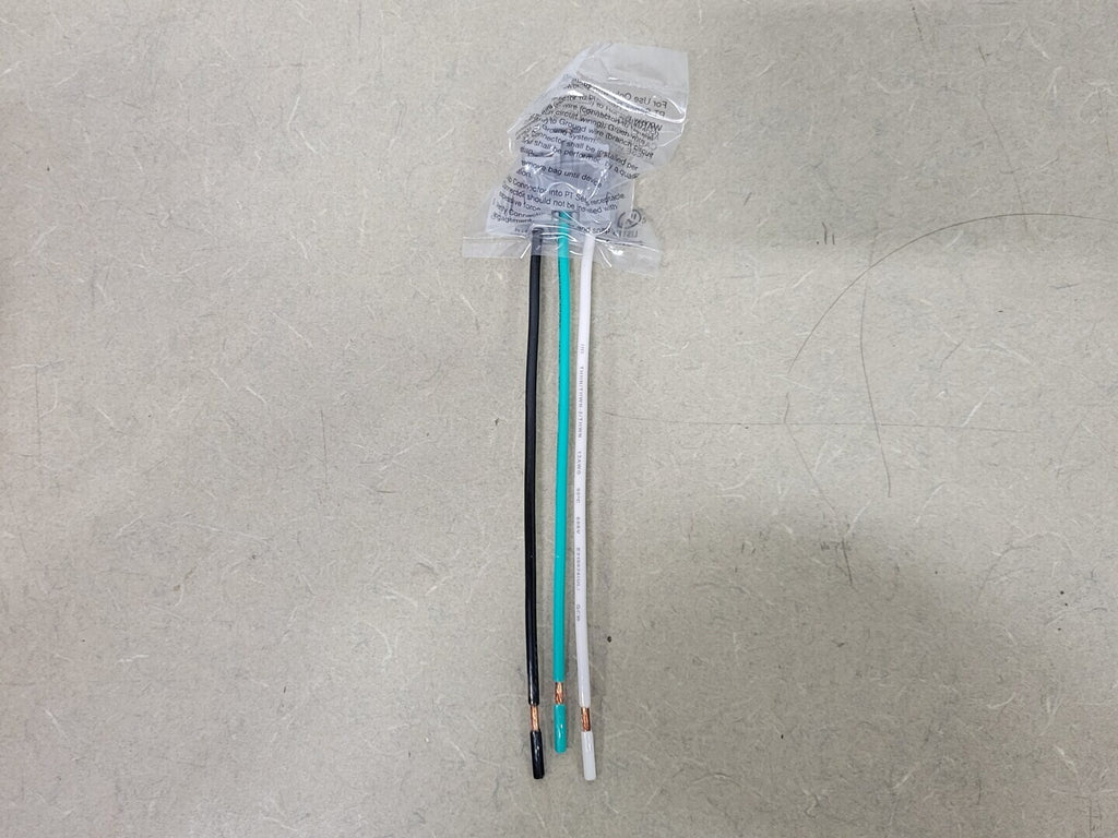 LEGRAND Plug Tail Female Connector 6" Stranded Wire Right Angle PTRA6-STR (Box of 25)