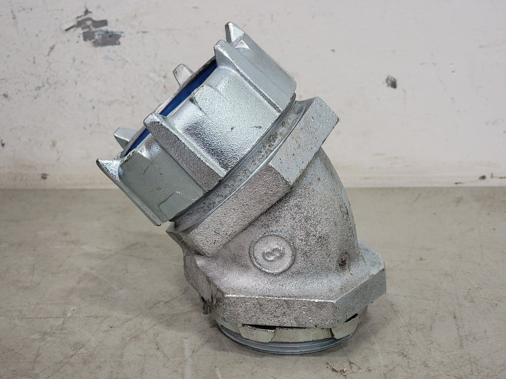 THOMAS & BETTS 3" 45 Deg Conduit Connector