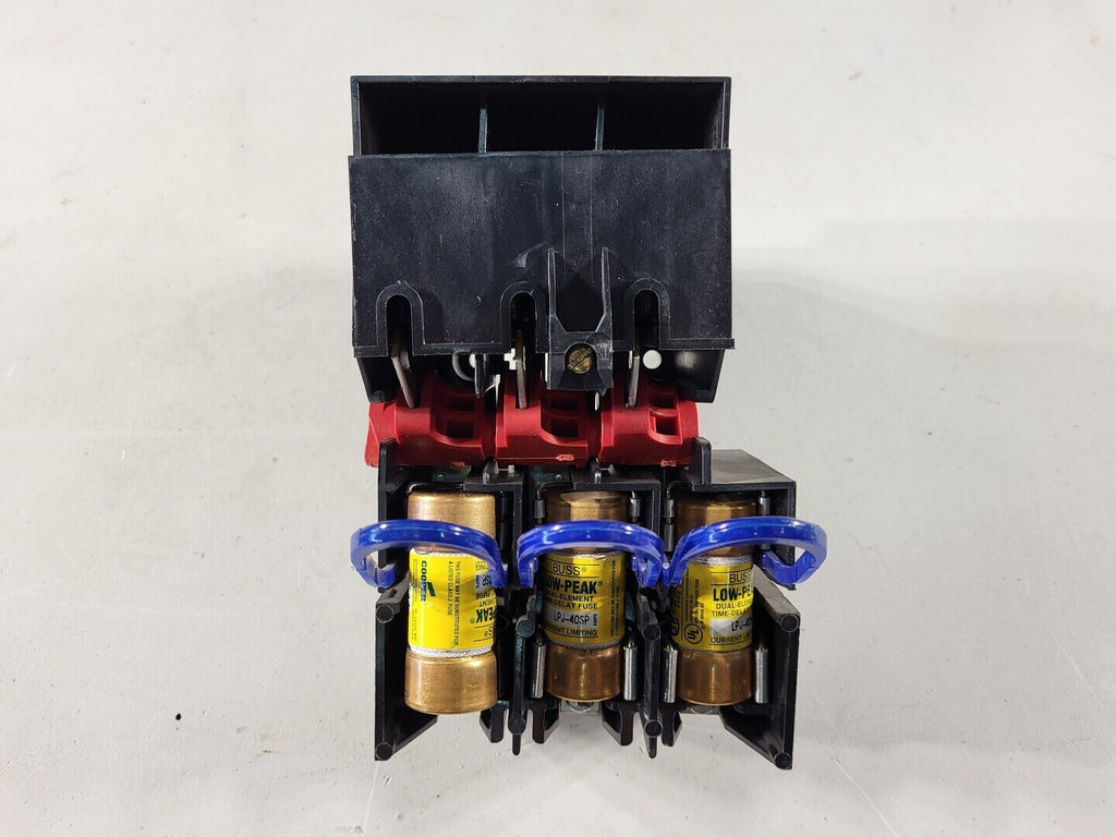 Disconnect Switch with 3 Times 40 Amp Fuse LPJ-40SP