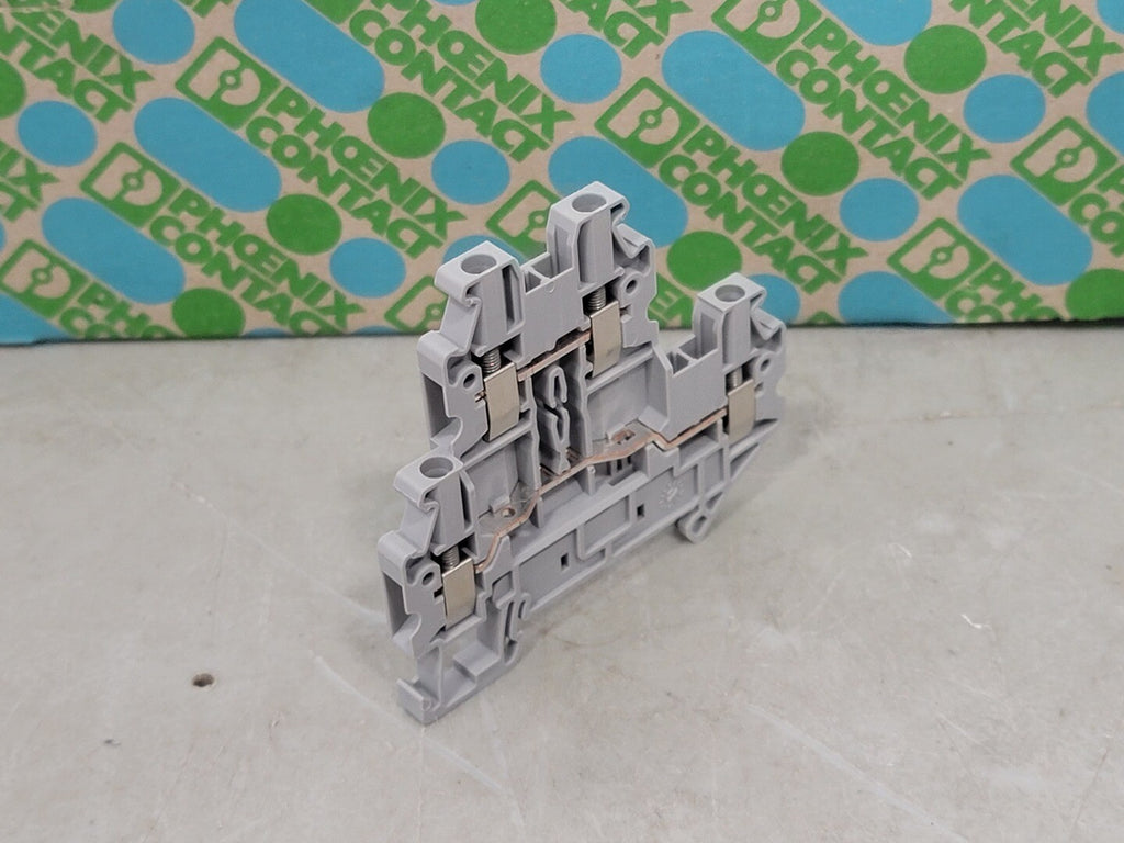 PHOENIX CONTACT UTTB 2,5 Double Level Terminal Block 3044636 (Box of 47)