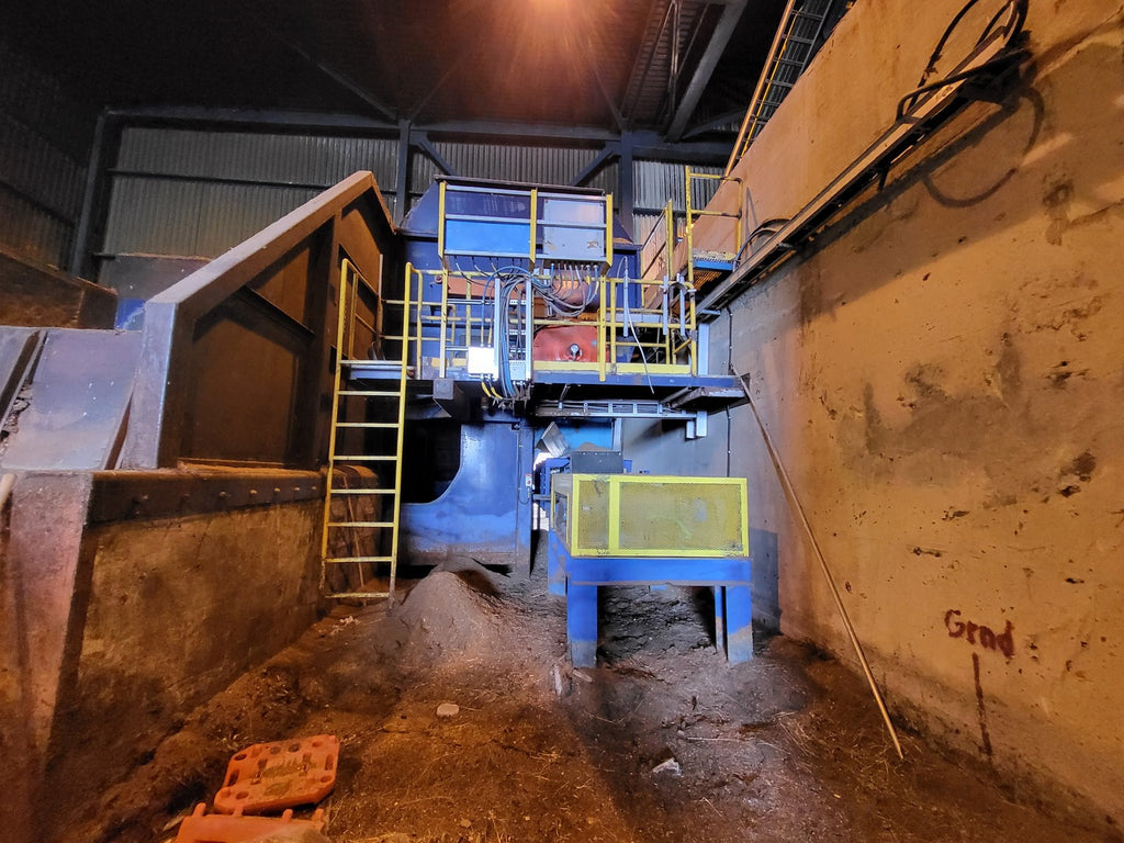 Wood Room Feeder System