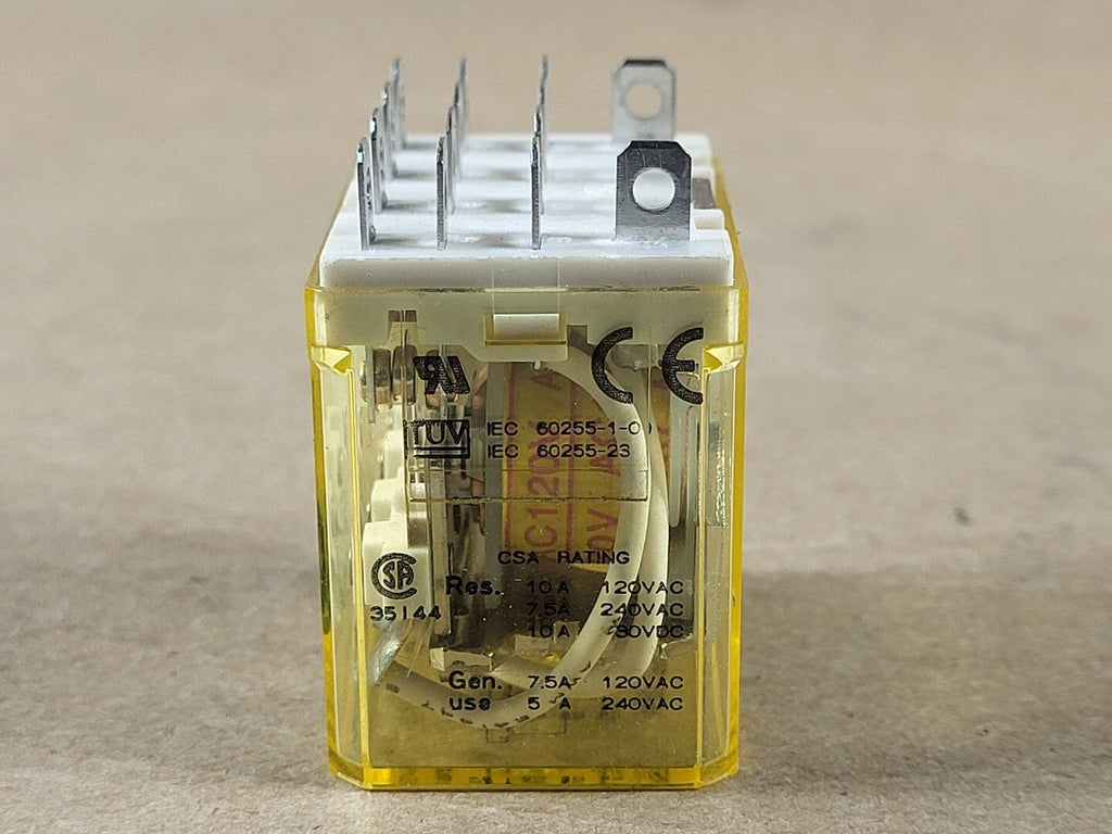 IDEC 10 Amp Power Relay RH4B-U 
