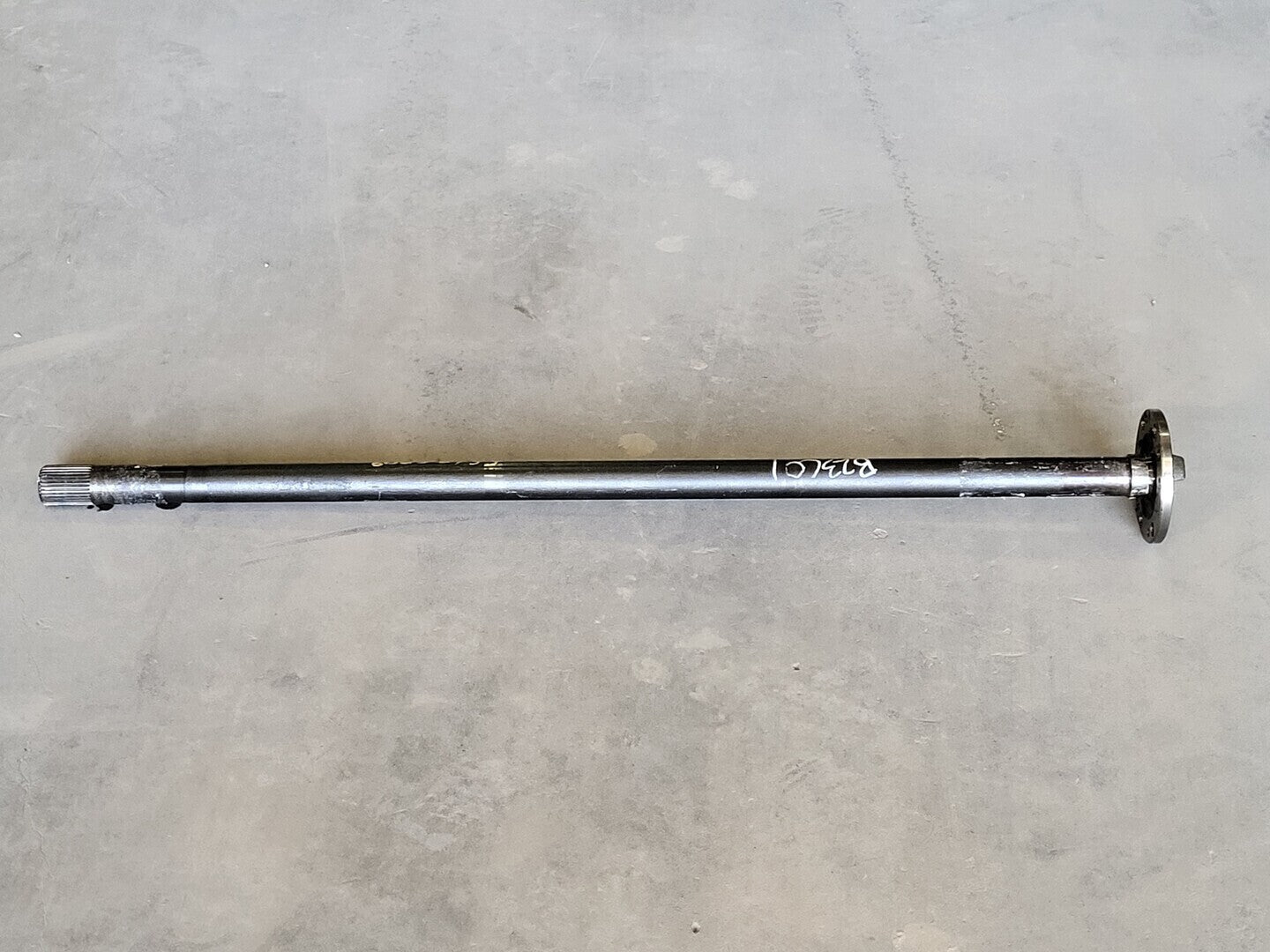 TOYOTA Shaft Rear Axle LH, HZJ79, 42312-60140