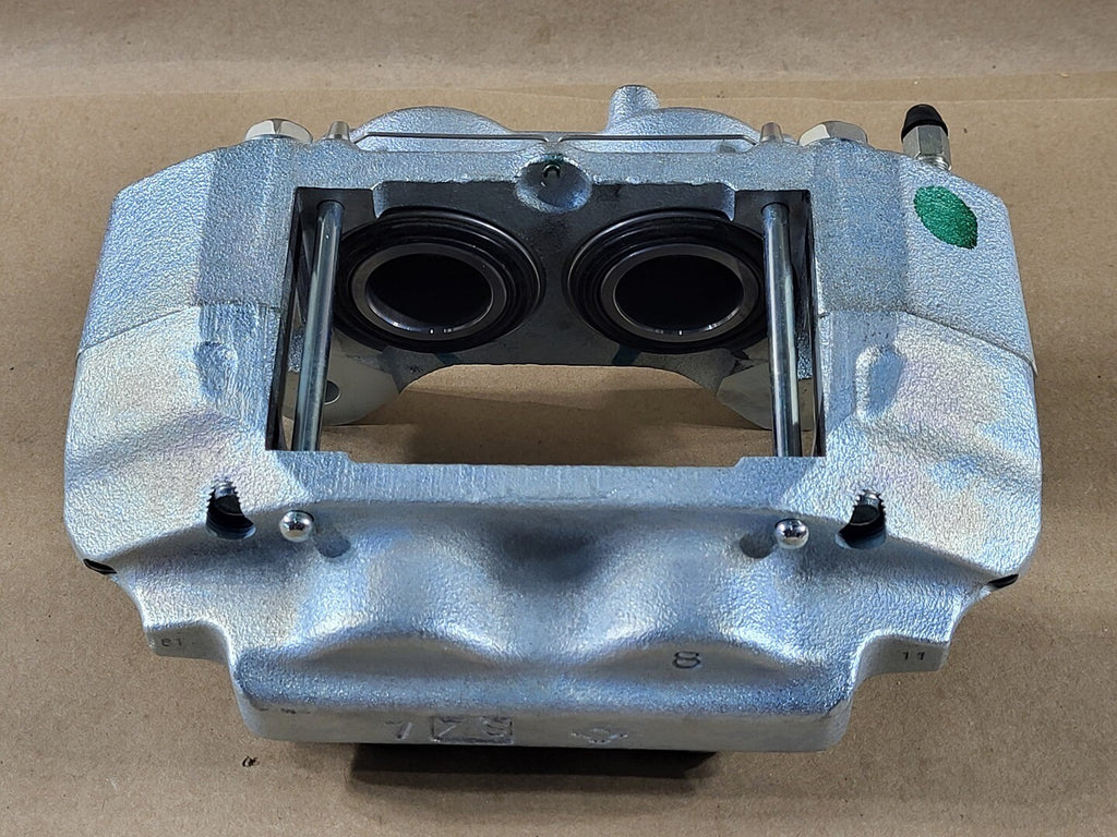 TOYOTA Cylinder Assy, Front Disc Brake RH HZJ79, 47730-60120
