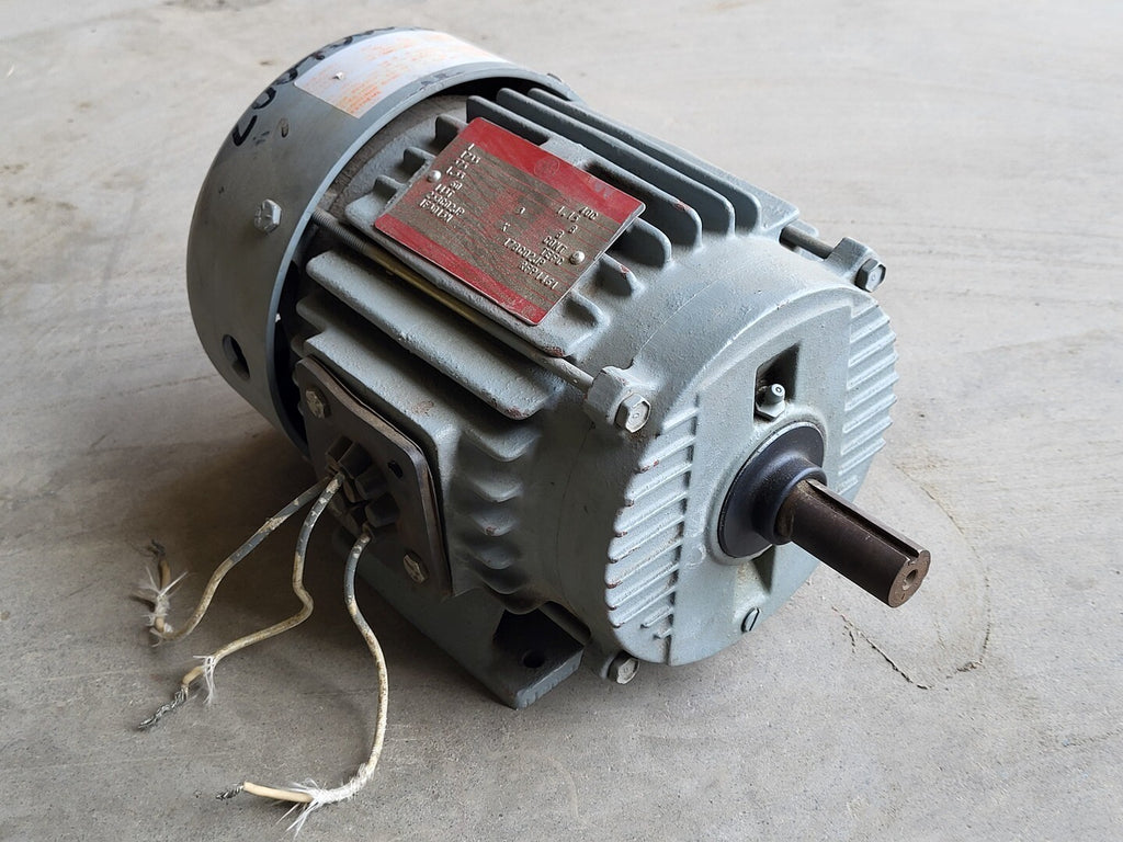 GENERAL ELECTRIC 1 hp, 575 volts, 1735 rpm, 143T Electric Motor 1F3015N