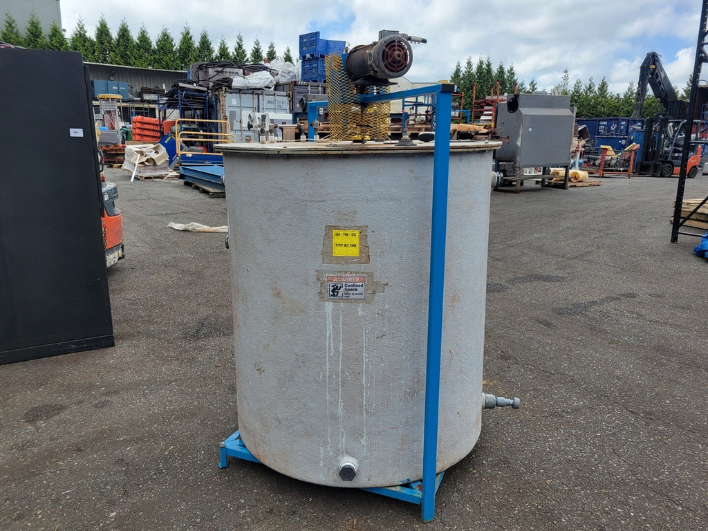 Fiber Glass Tank w/ Fittings