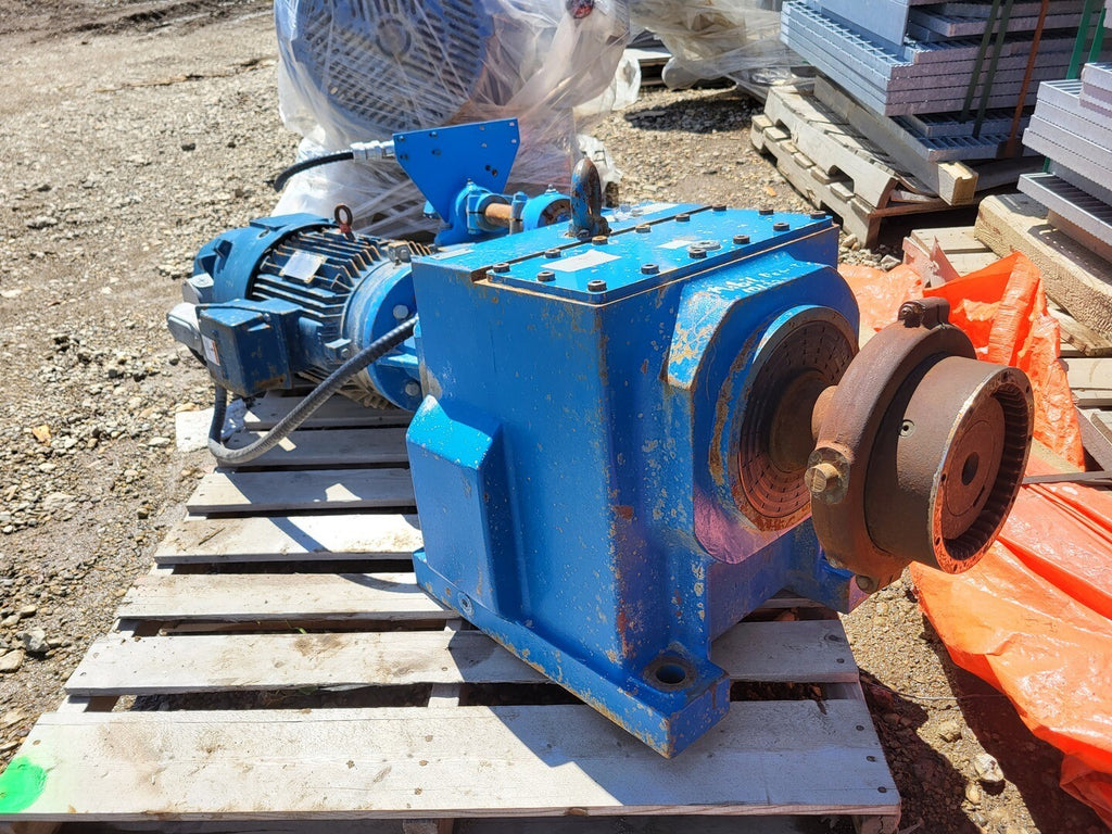 FLENDER 62.121:1 Ratio Gear Box D148-KTC-256 w/ 20 hp Electric Motor RGZESDB