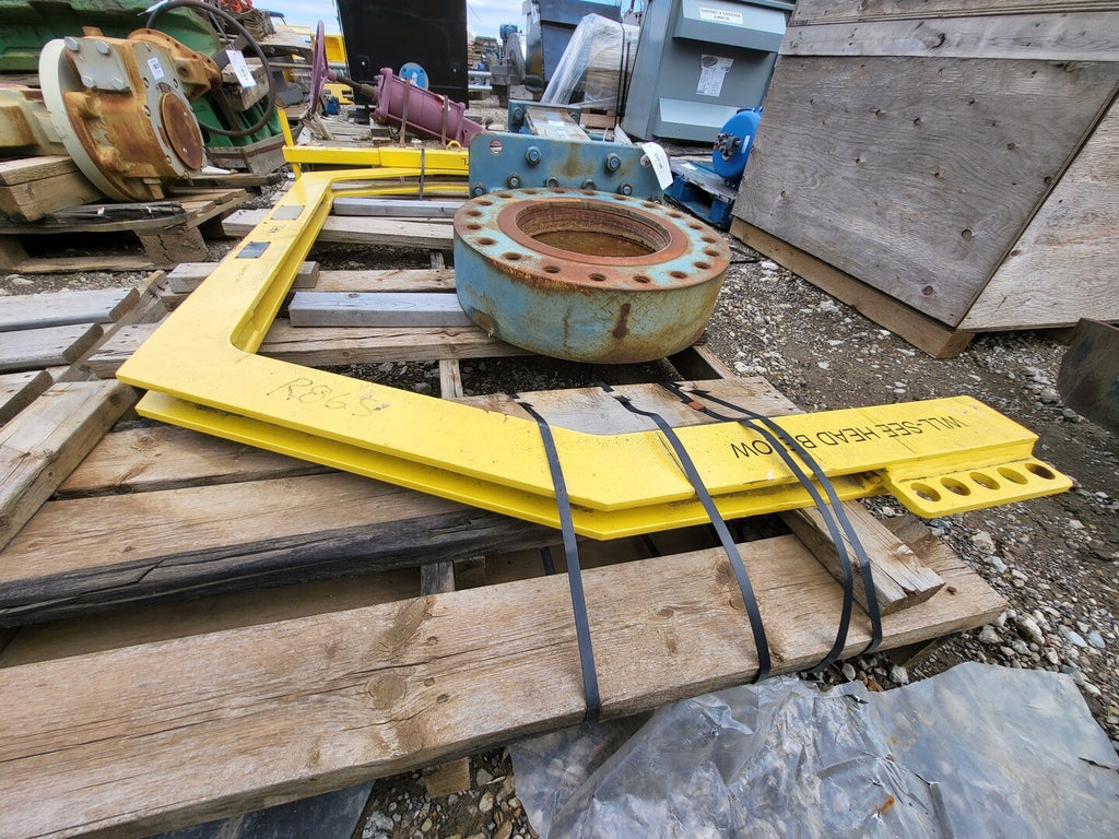 WEST POINT INDUSTRIES 200lbs 1096L Lift Adapter 611-1096L-00-0FABS w/ 80lbs Sleeve Lift Adapter 1097L