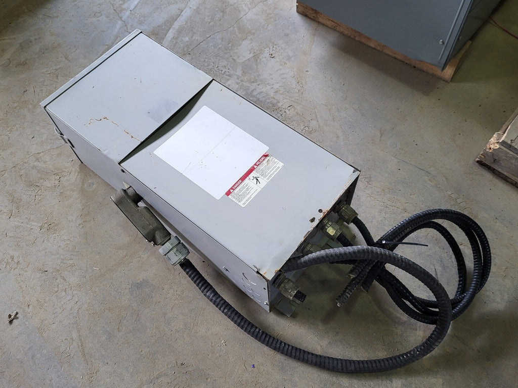 EATON 600 Volts, NEMA 3R Mini-Power Center P60G11S05P