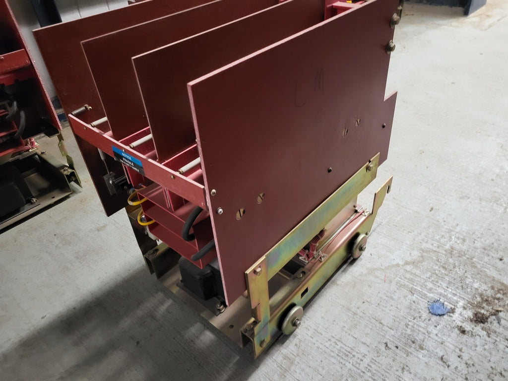 SIEMENS 360 Amp, 3 Pole, 5.0 kV, NEMA H3 AC Vacuum Contactor Type 88H3