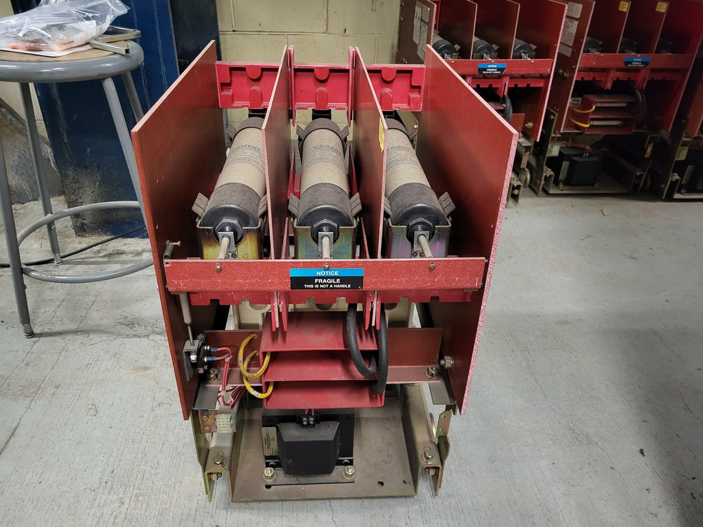 SIEMENS 360 Amp, 3 Pole, 5.0 kV, NEMA H3 AC Vacuum Contactor Type 88H3