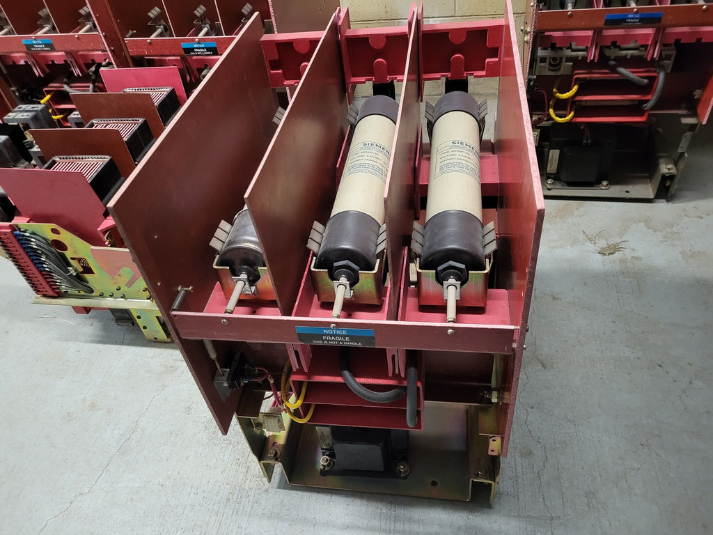 SIEMENS 360 Amp, 3 Pole, 5.0 kV, NEMA H3 AC Vacuum Contactor Type 88H3