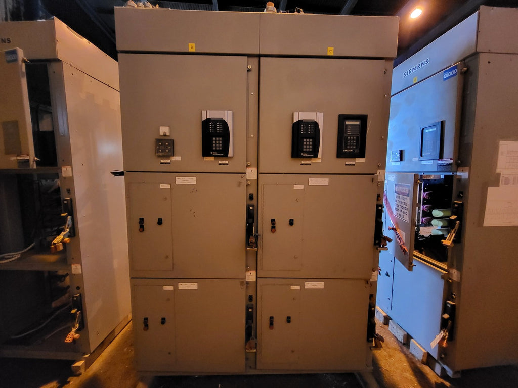 SIEMENS 4160 Volts, Series 81000 Two-Column Motor Control Center (MCC) Section