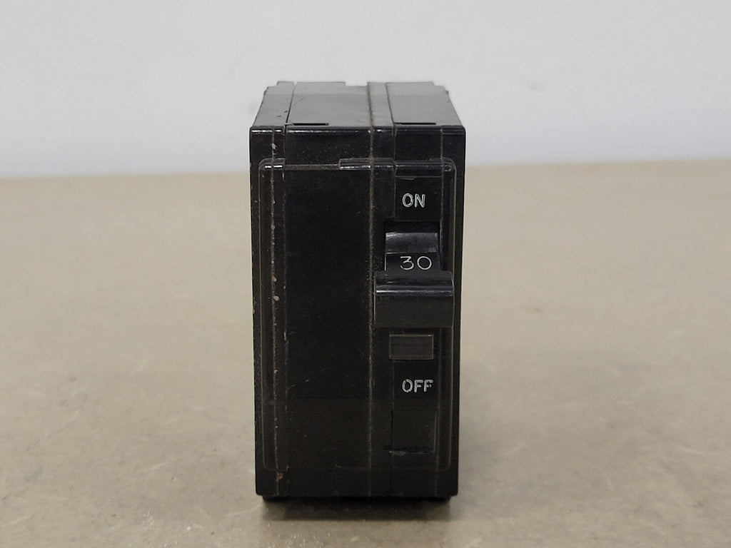 SQUARE D 30 Amp, 2 Pole, 120/240 volts Circuit Breaker QO230