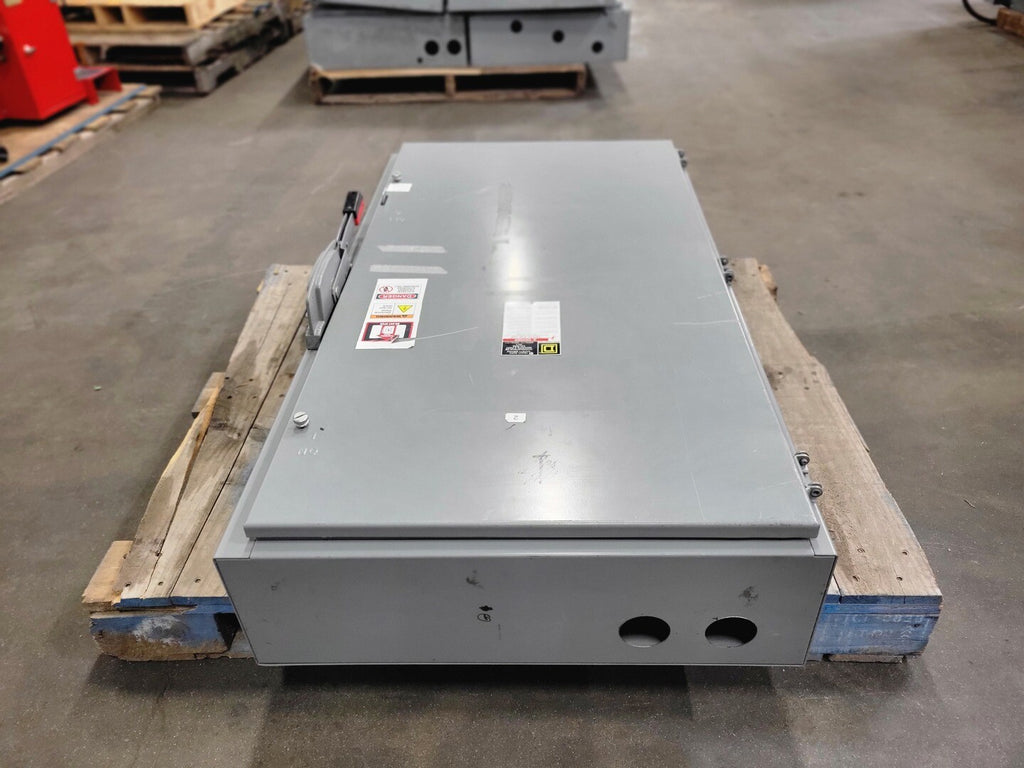 SQUARE D 400 Amp 3 Pole 600 volts Fused Disconnect Switch CH365