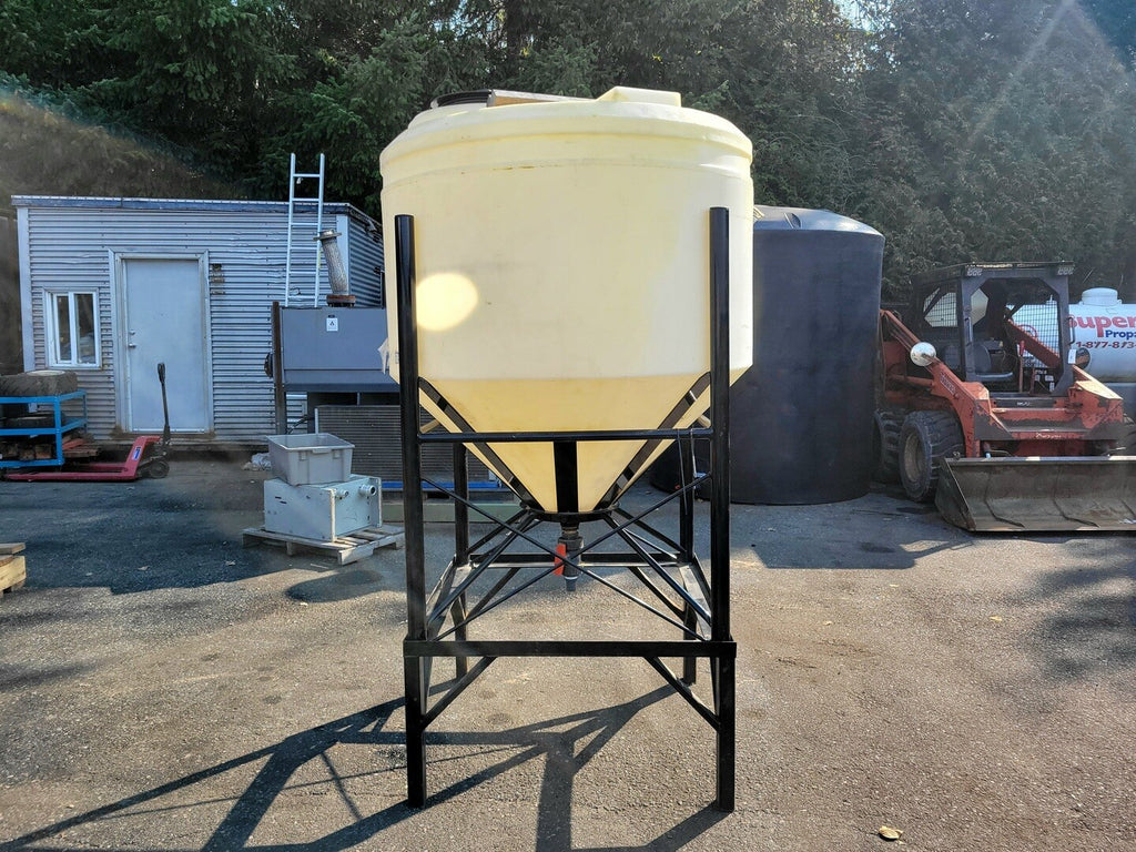 BARR Plastic Hopper Tank