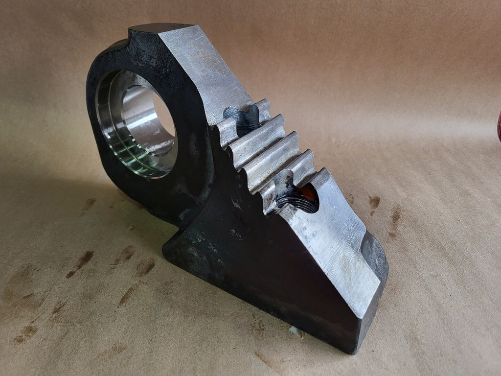 CATERPILLAR Track Link Split Master (RH Pin End) 8S-0943