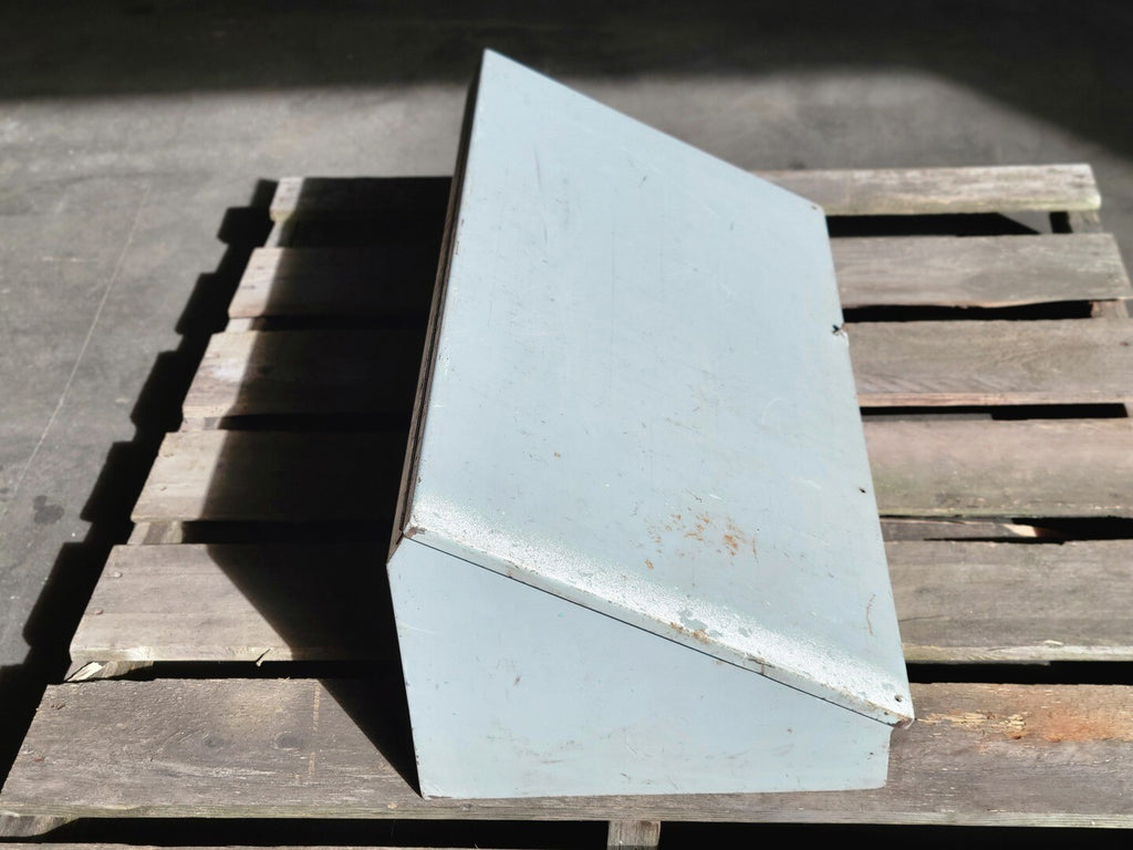 HAMMOND N12 Consolet, 16 x 30 x 11.15, Steel Gray, 1488JQ11