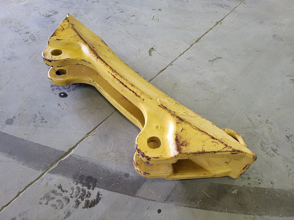 CATERPILLAR Wing Shroud 122-2681